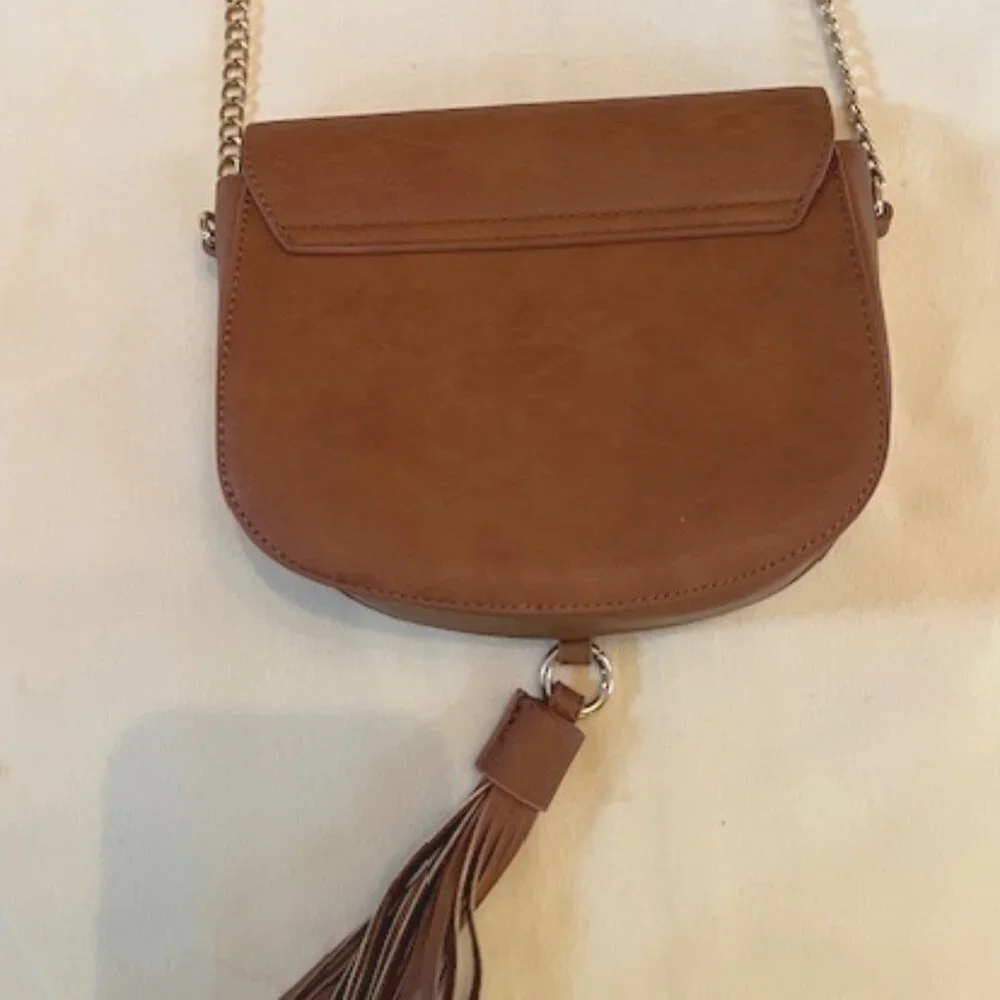 LAURA JANELLE | Crossbody Bag Mandala embossed Southwestern. Vegan-NEW